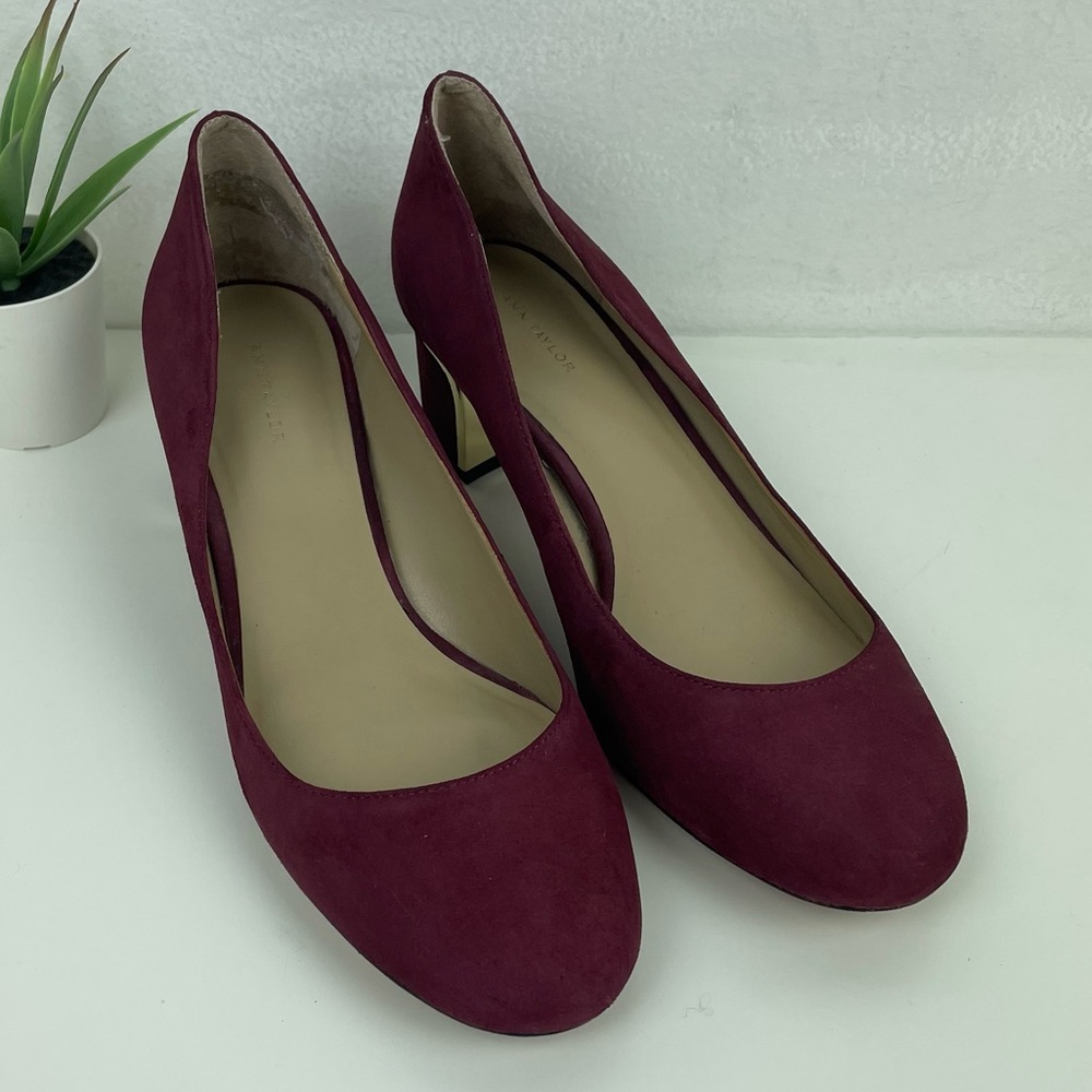 Ann Taylor Burgundy Suede Slip On Low Heel Shoes Size 8
